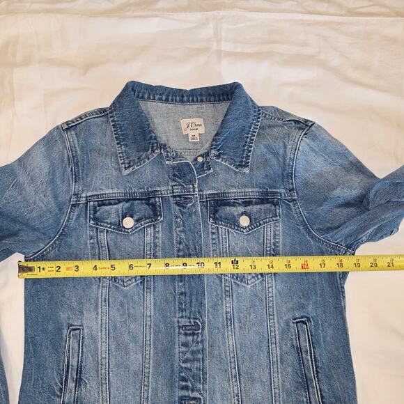 J Crew Denim Women's Classic fitted Jean Jacket Reimagined Jacket Size Medium - Picture 6 of 7
